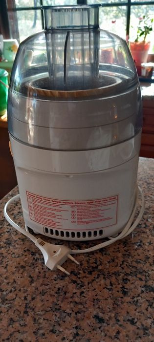 Máquina de sumos moulinex