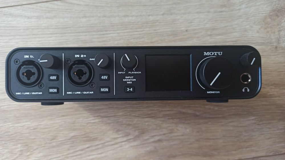 MOTU M4  Interfejs audio