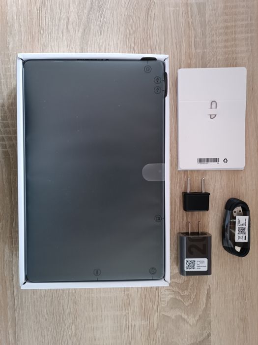 Lenovo Tab M10 Plus 3rd Gen (K10 Pro) 4/128 Wi-Fi та 6/128 Lte