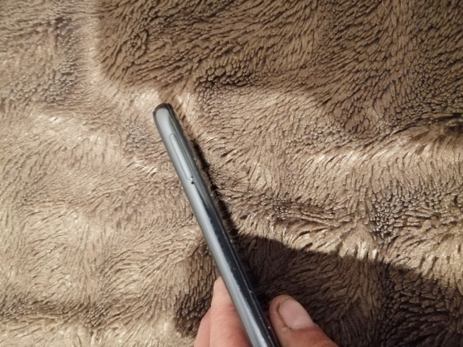 Продам телефон huawei y 7 prime 2018