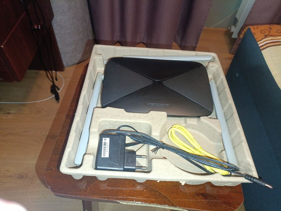 Роутер Mercusys AC-12