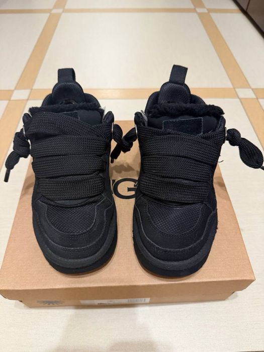 UGG lowmel жіночі