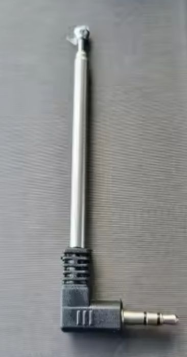 Зовнішня антена для мобільного телефону штекер. В наявності дві штуки.