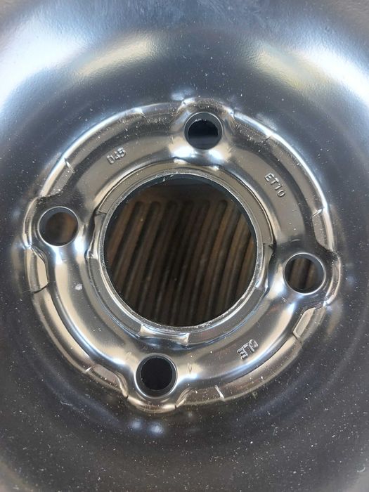 Roda suplente nova  - T125/85 R16 99M ET10