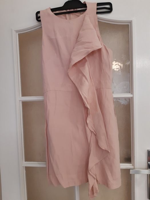 Łososiowe sukienka w rozmiarze L