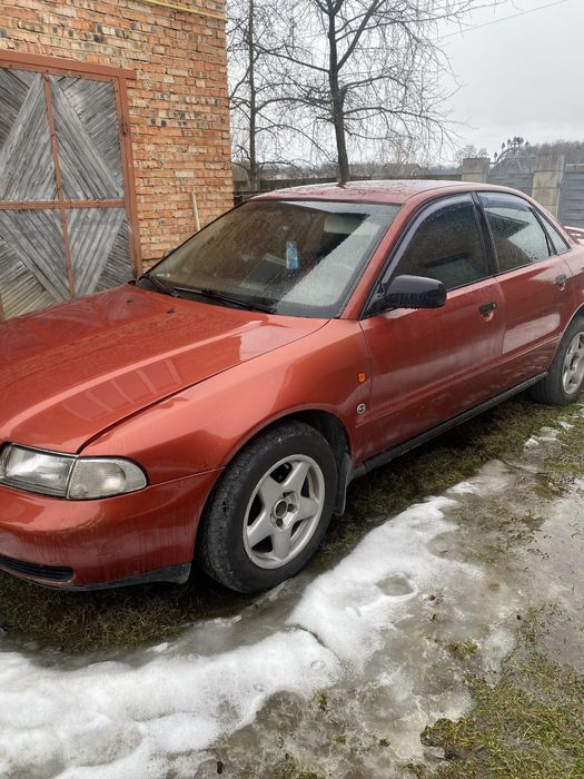 Audi A4 B5 ненааходу
