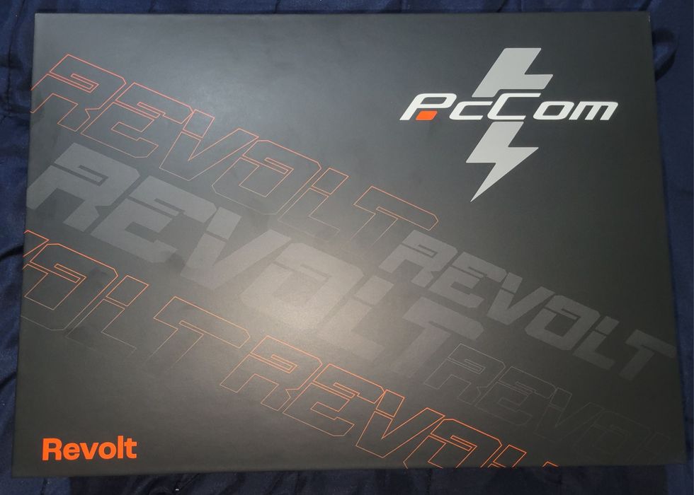 PCcom Revolt 3050 Novo