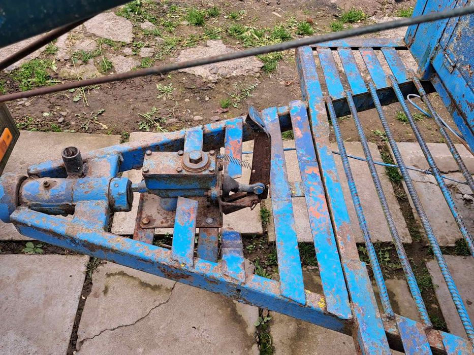 Продам Мотоблок zirka та прицеп