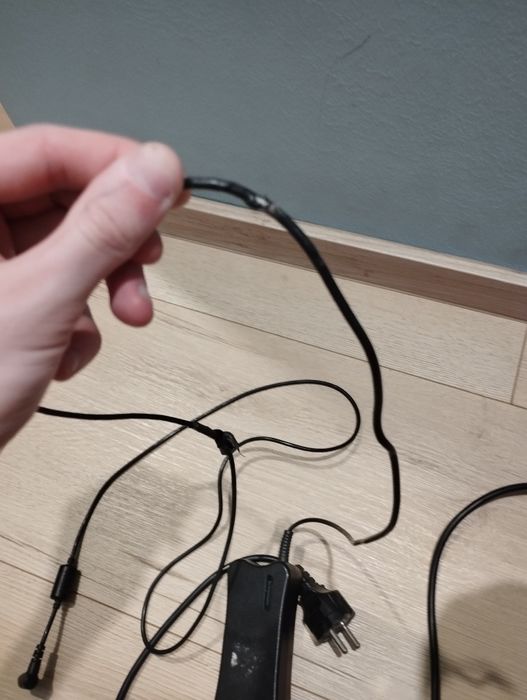 Ładowarka do laptopa Lenovo