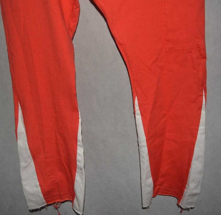 Czerwone jeansy Boohoo man 56
