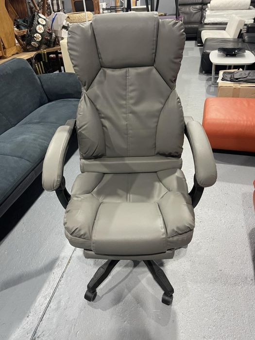 Офіне  крісло.