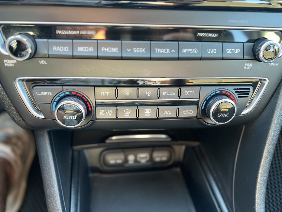 Продам KIA OPTIMA Hybrid