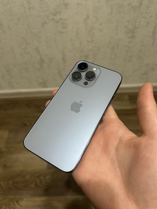 IPhone 13 Pro Sierra Blue