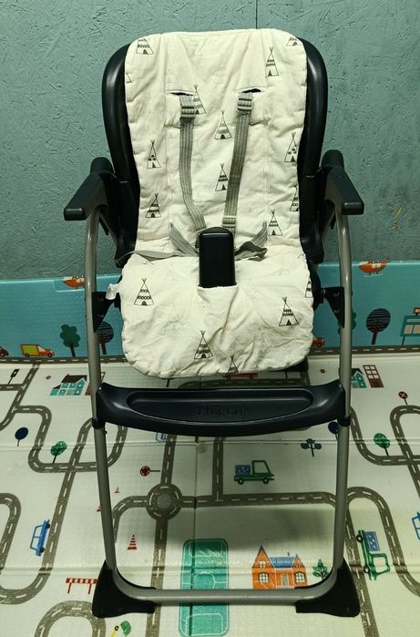 Детский стульчик для кормления