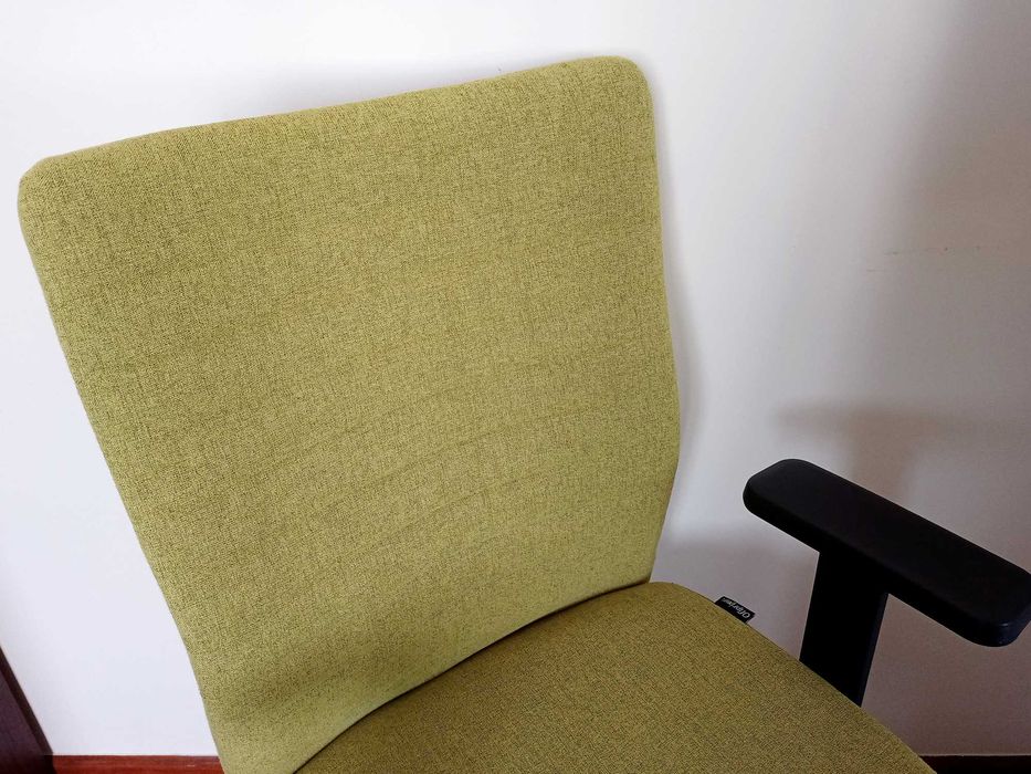 Cadeira de Escritório Giratória Verde