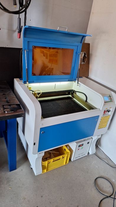 Ploter laser CO2, 50 watt 40x60 stan bdb