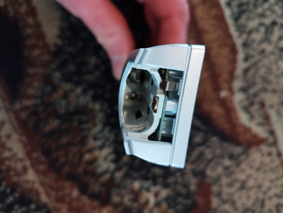 Słuchawka telefonu stacjonarnego Grundig