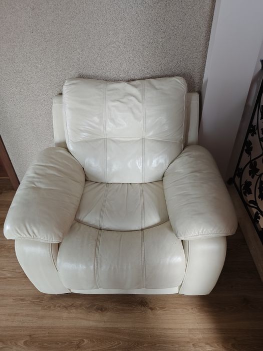 Fotel skórzany waniliowy