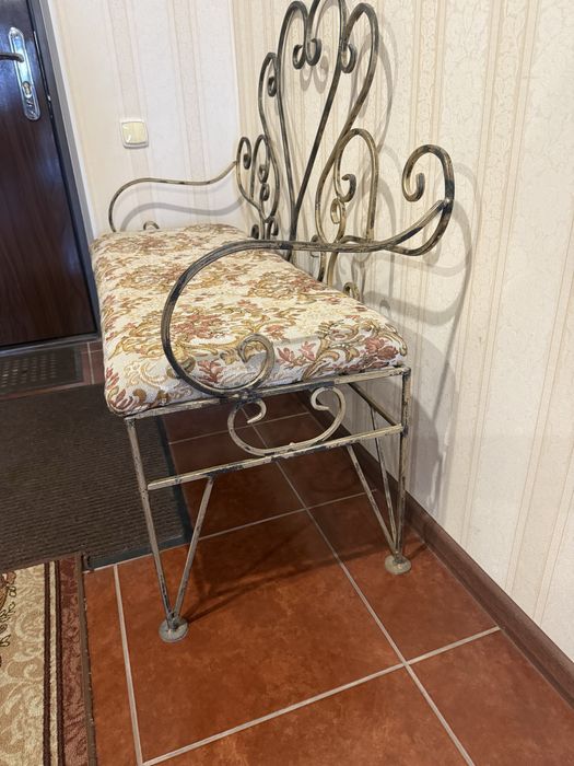 Продам банкетку в ідеальному стані!