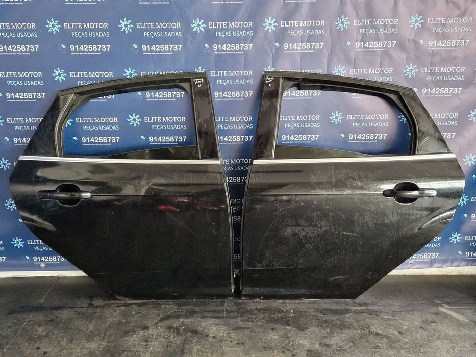 Porta usada FORD FOCUS 3 III frente esquerda direita 5 PORTAS ENVIO