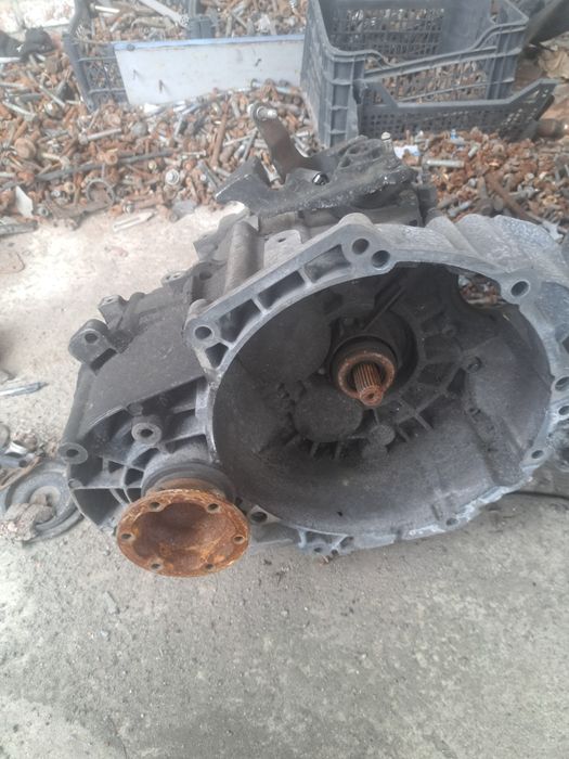 Коробка передач мкпп Scoda Octavia A5 2.0 6ст JLW