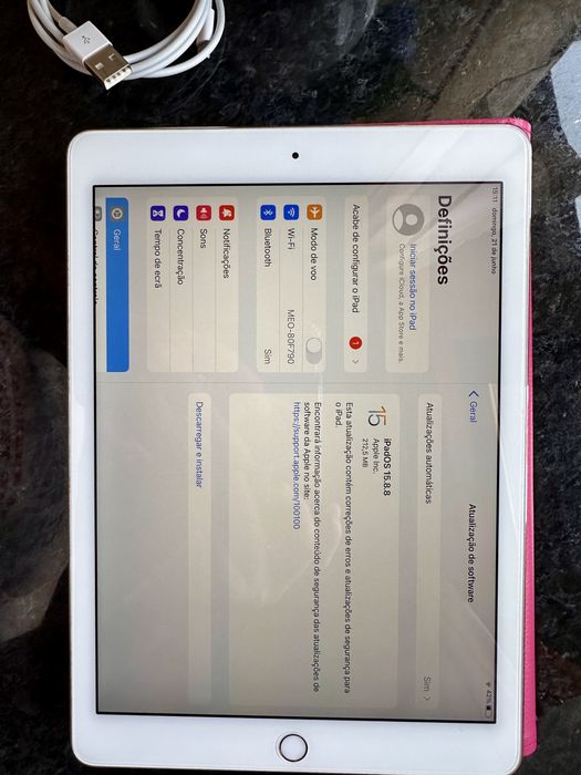Apple iPad Air 2 16GB Wi-Fi (Dourado)