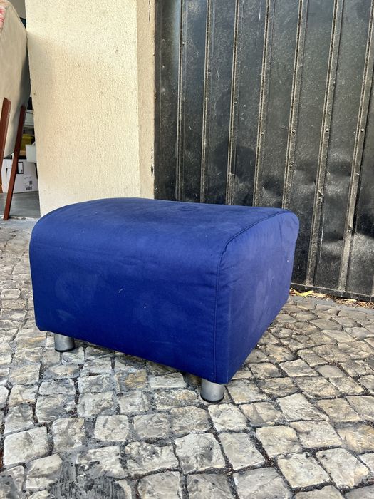 Puff azul escuro ikea