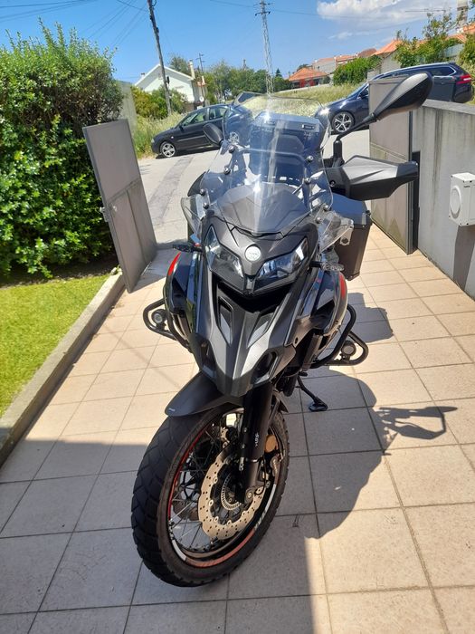 Vendo benelli 502x como nova