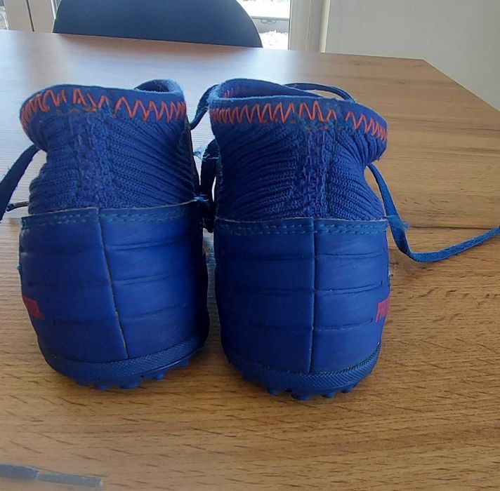 Turfy ADIDAS predator r.33