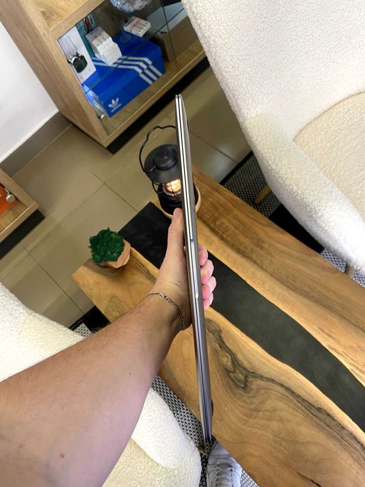 Ноутбук Apple MacBook Air 13" i5/8/128GB Space Gray (MVFH2) 2019