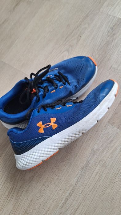 Under Armour Adidasy sportowe 39