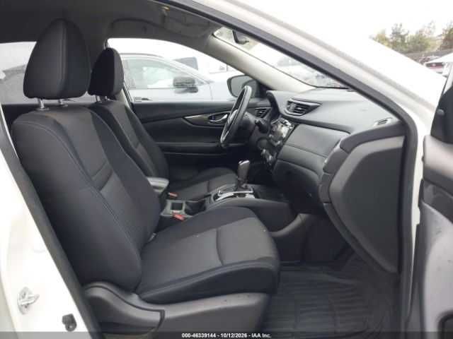 Nissan Rogue Sv 2017 *