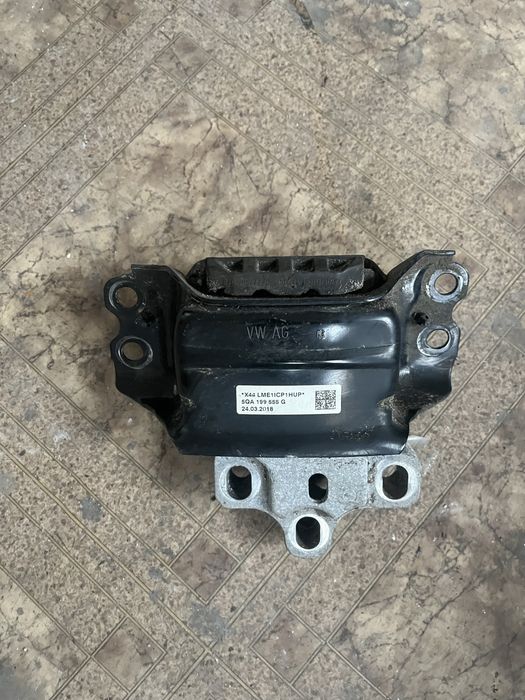 подушка двигателя левая vw tiguan 2/ 2018 / allspace