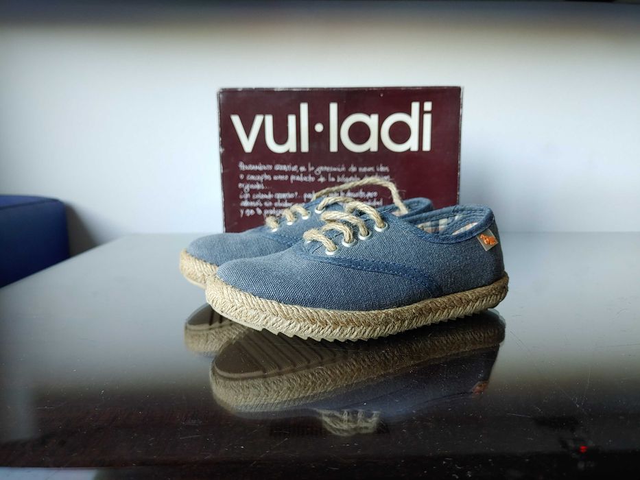 Sapatos formal criança, tamanho 25 NOVO!