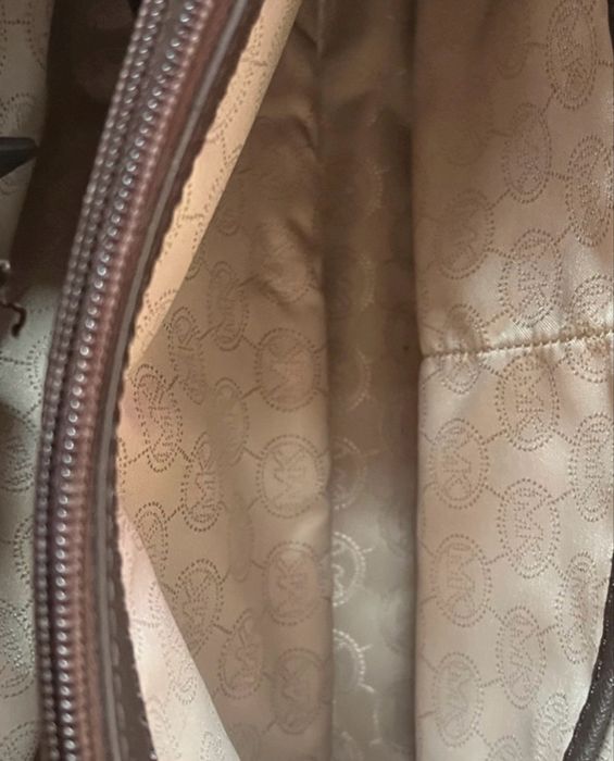 Mala Michael Kors