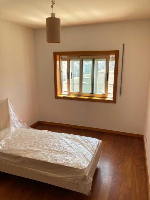 Apartamento T3 usado com garagem, Glicínias, Aveiro