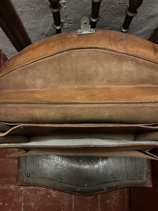 Excelente Pasta Vintage em Couro