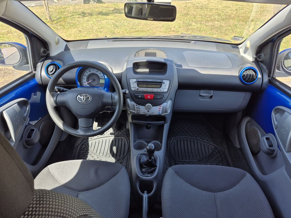 TOYOTA AYGO 1.0 - 142.000kms