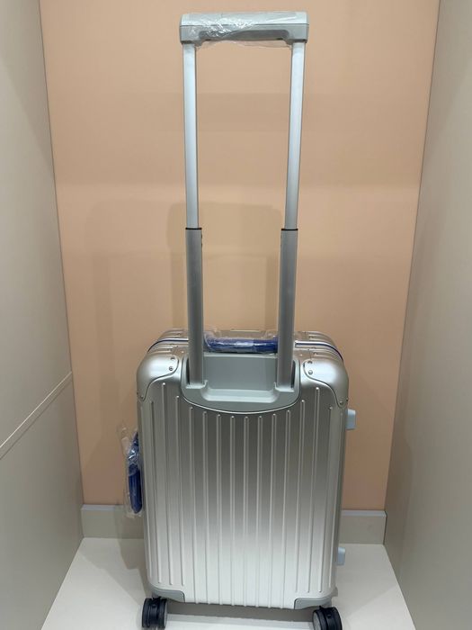 Rimowa twist cabin чемодан  / валіза ручна поклажа алюміній