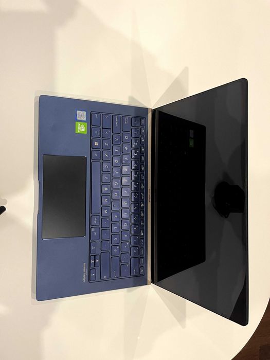 ASUS ZenBook UX434FL Intel Core i7 RAM 16GB