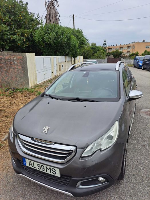 Peugeot 2008 1.2 Allure 2014 foto 2