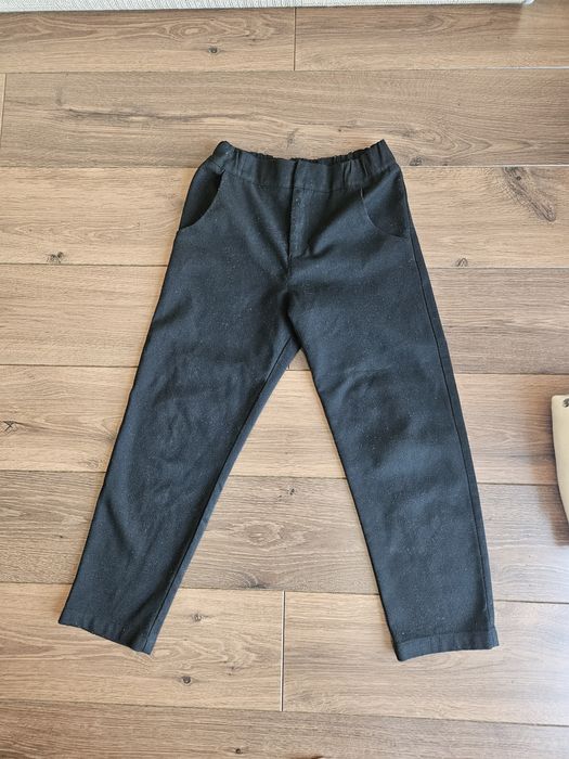 Oddam za darmo ubrania dla dziewczynki rozmiar 128