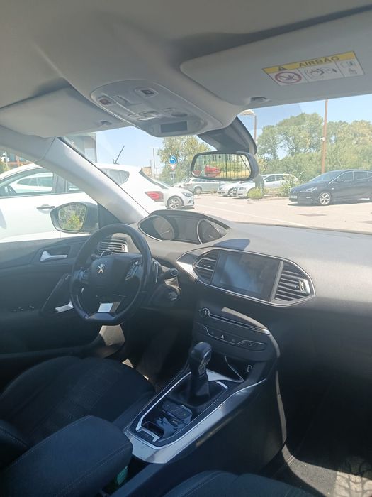 Peugeot 308 sw...