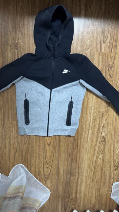 nike tech fleece