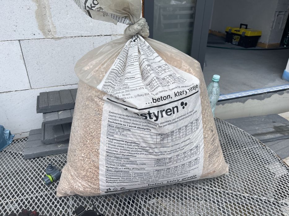 Styropian w granulkach