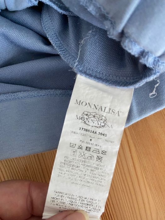 Кофта на замку Monnalisa 6 років