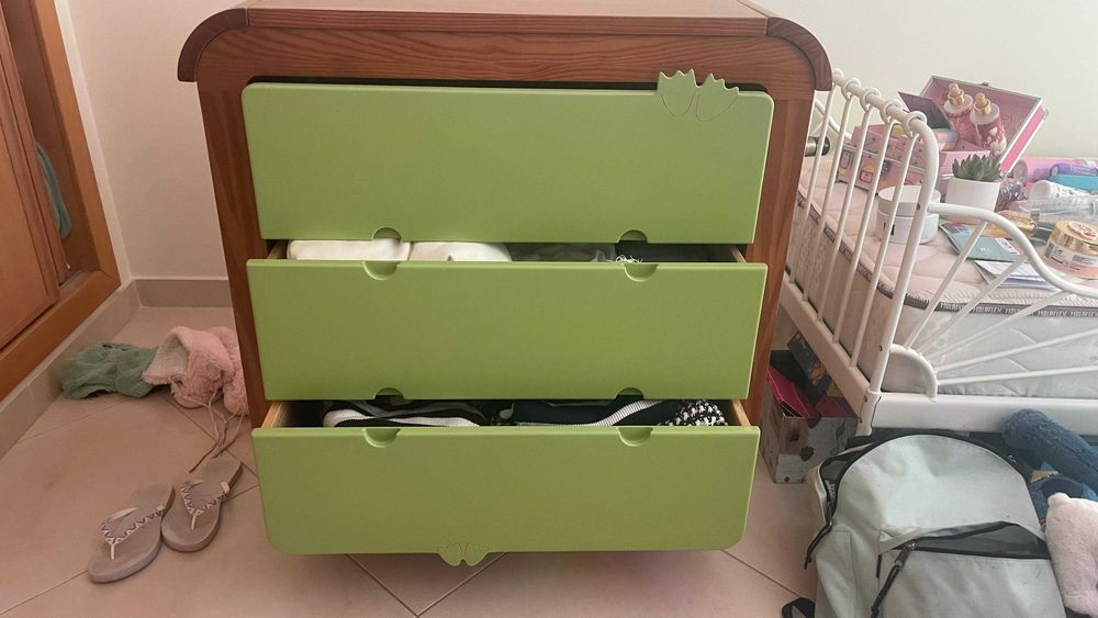 Cómoda para criança