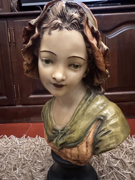 Busto decorativo feminino