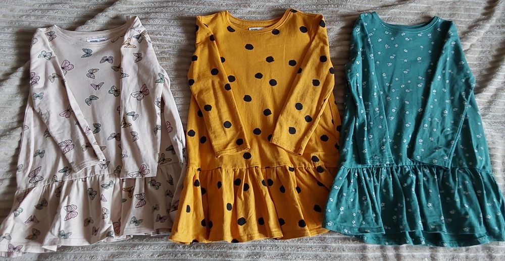 Сукні на ріст 110/116 см sinsay