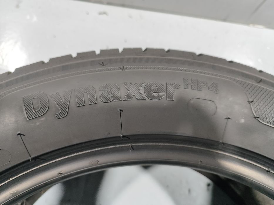 2 pneus semi novos 225-55R17 Kleber - Oferta dos Portes
